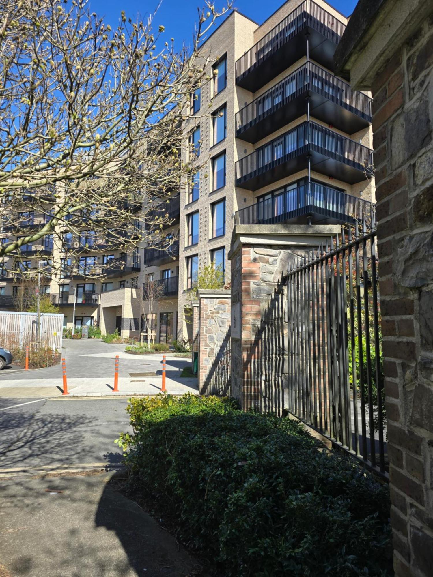 Gracian Omb Dublin Apartment Exterior photo